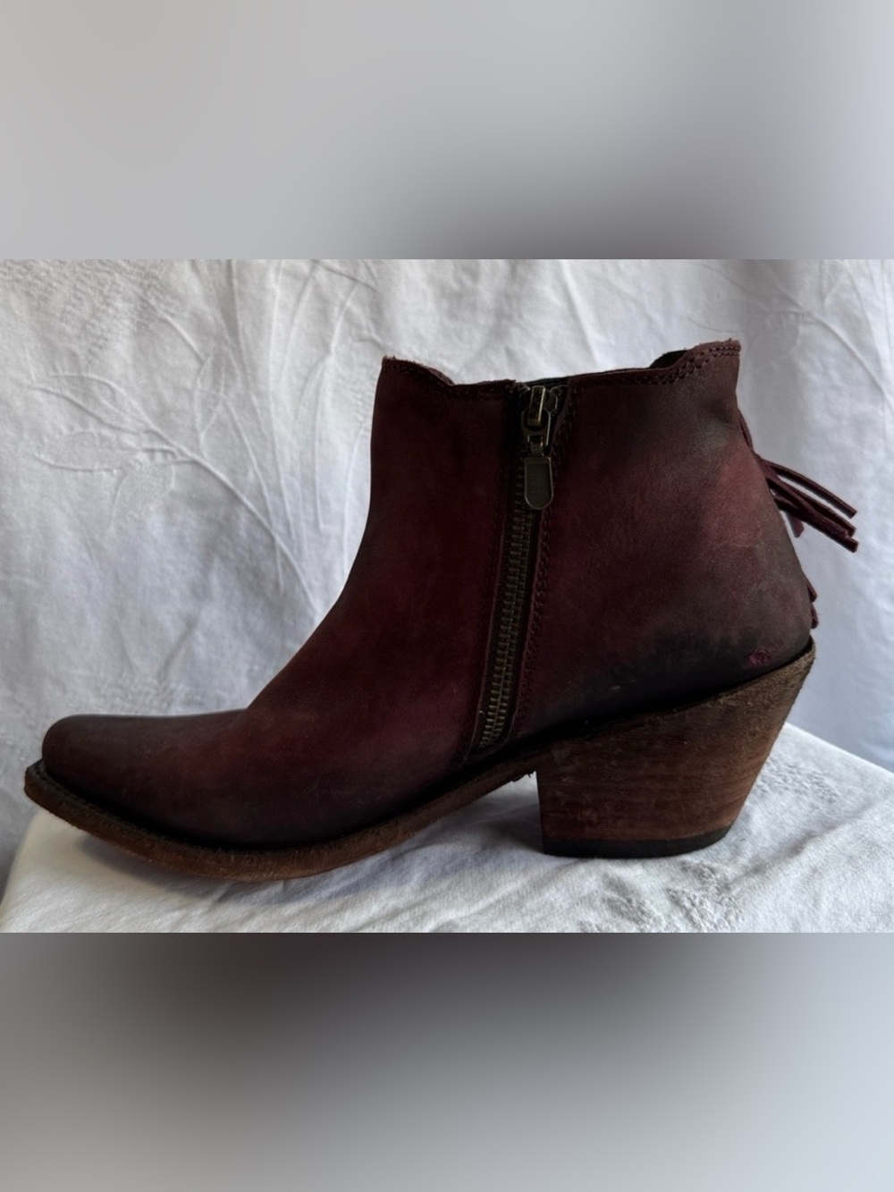 Liberty Black Fringe Ankle Cowboy Boots in Burgundy - Women Size 8 - Picture 4 of 10